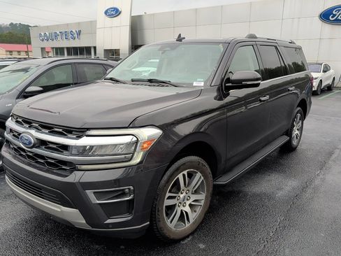 Used 2024 Ford Expedition Max Limited image 3