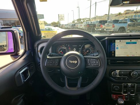 New 2026 Jeep Gladiator Willys AWD/4WD image 7