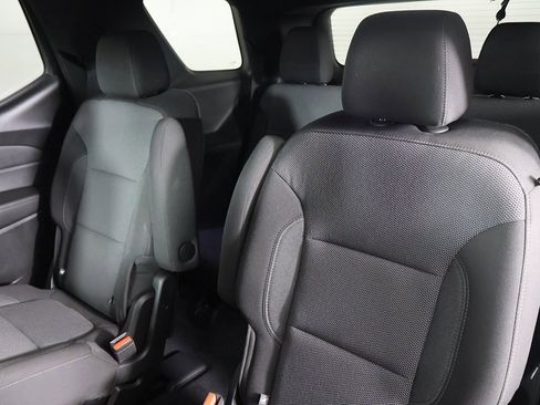 Used 2023 Chevrolet Traverse LT w/ Midnight/Sport Edition image 30
