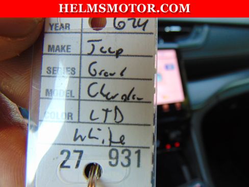 Used 2024 Jeep Grand Cherokee Limited w/ Black Appearance Package AWD/4WD image 37