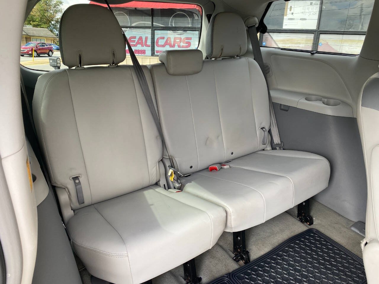 Used 2012 Toyota Sienna Limited w/ Premium Pkg AWD/4WD image 30