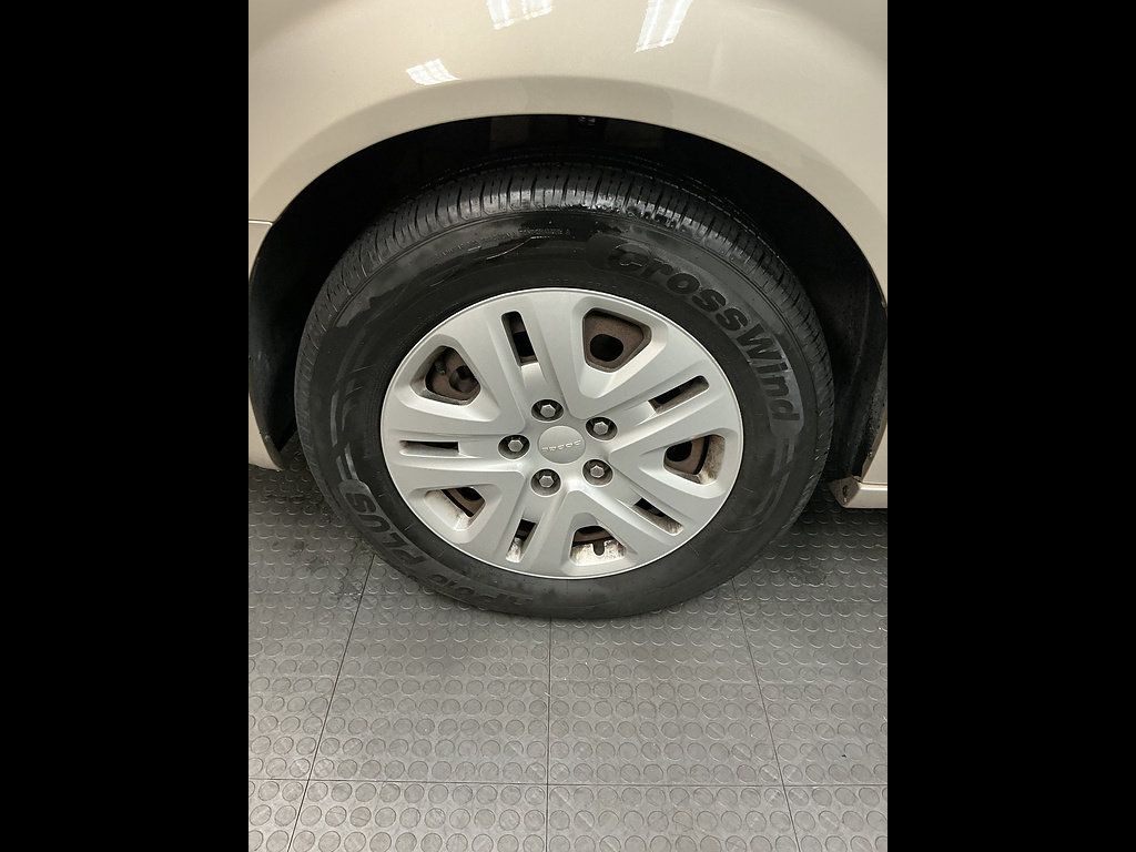 Used 2014 Dodge Grand Caravan SE w/ Quick Order Package 29E SE FWD image 30