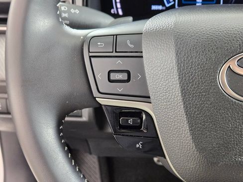 Used 2025 Toyota Camry SE w/ Multimedia Upgrade Package FWD image 28
