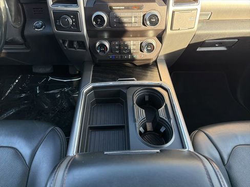 Used 2019 Ford F250 Platinum w/ Platinum Ultimate Package image 31