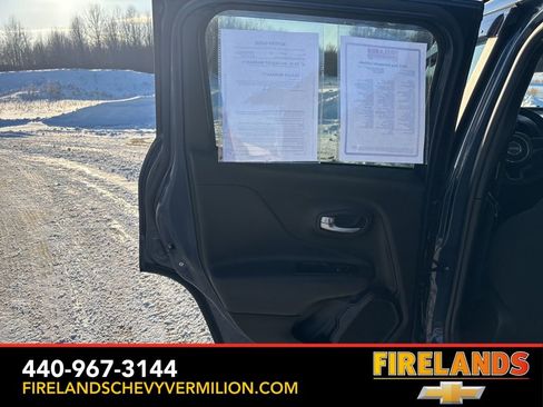 Used 2022 Jeep Renegade Latitude w/ Convenience Group image 35