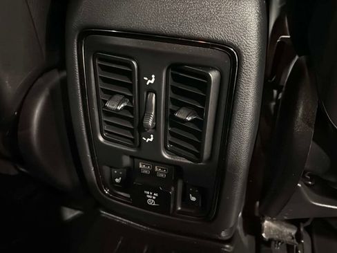 Used 2020 Dodge Durango R/T AWD/4WD image 15