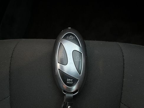 Used 2025 Hyundai Elantra SEL image 23