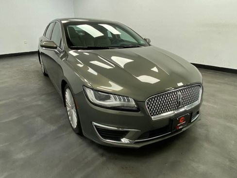 Used 2017 Lincoln MKZ Reserve image 8