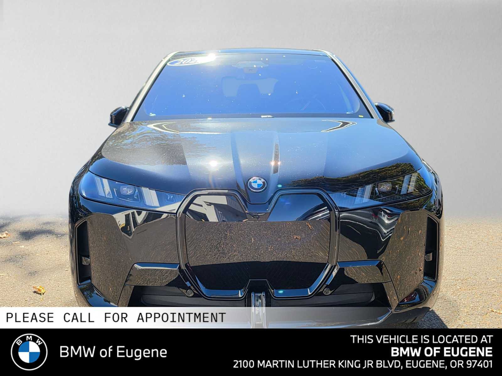 Used 2026 BMW iX xDrive45 w/ M Sport Package AWD/4WD image 8