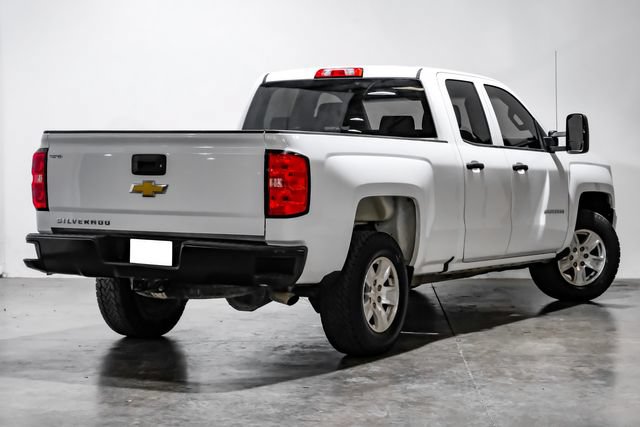 Used 2017 Chevrolet Silverado 1500 W/T w/ Trailering Package RWD image 10