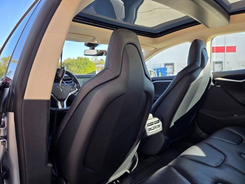 Used 2014 Tesla Model S 60 image 12