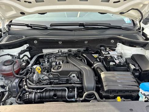 Used 2024 Volkswagen Taos S image 21