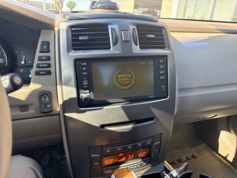 Used 2004 Cadillac XLR RWD image 10