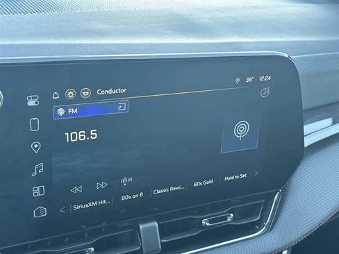 Used 2025 Chevrolet Equinox RS image 17