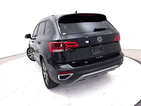 Used 2024 Volkswagen Taos SE FWD image 7