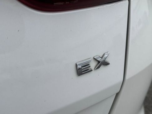 Used 2022 Kia Sportage EX w/ EX Technology Package image 5