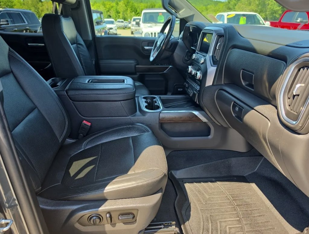 Used 2020 GMC Sierra 1500 SLT w/ SLT Premium Plus Package AWD/4WD image 15