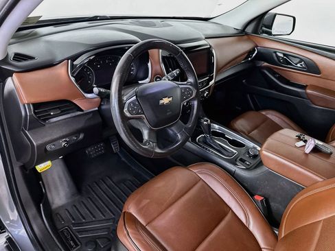 Used 2019 Chevrolet Traverse High Country AWD/4WD image 30