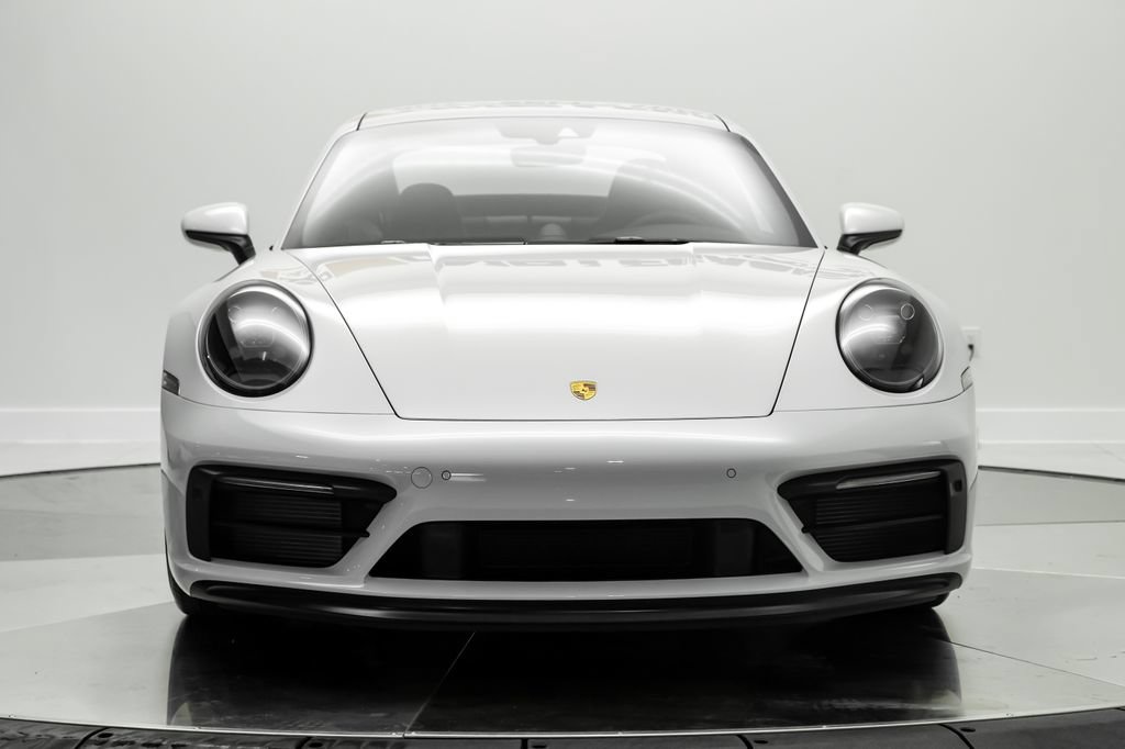 Used 2024 Porsche 911 Carrera GTS RWD image 4