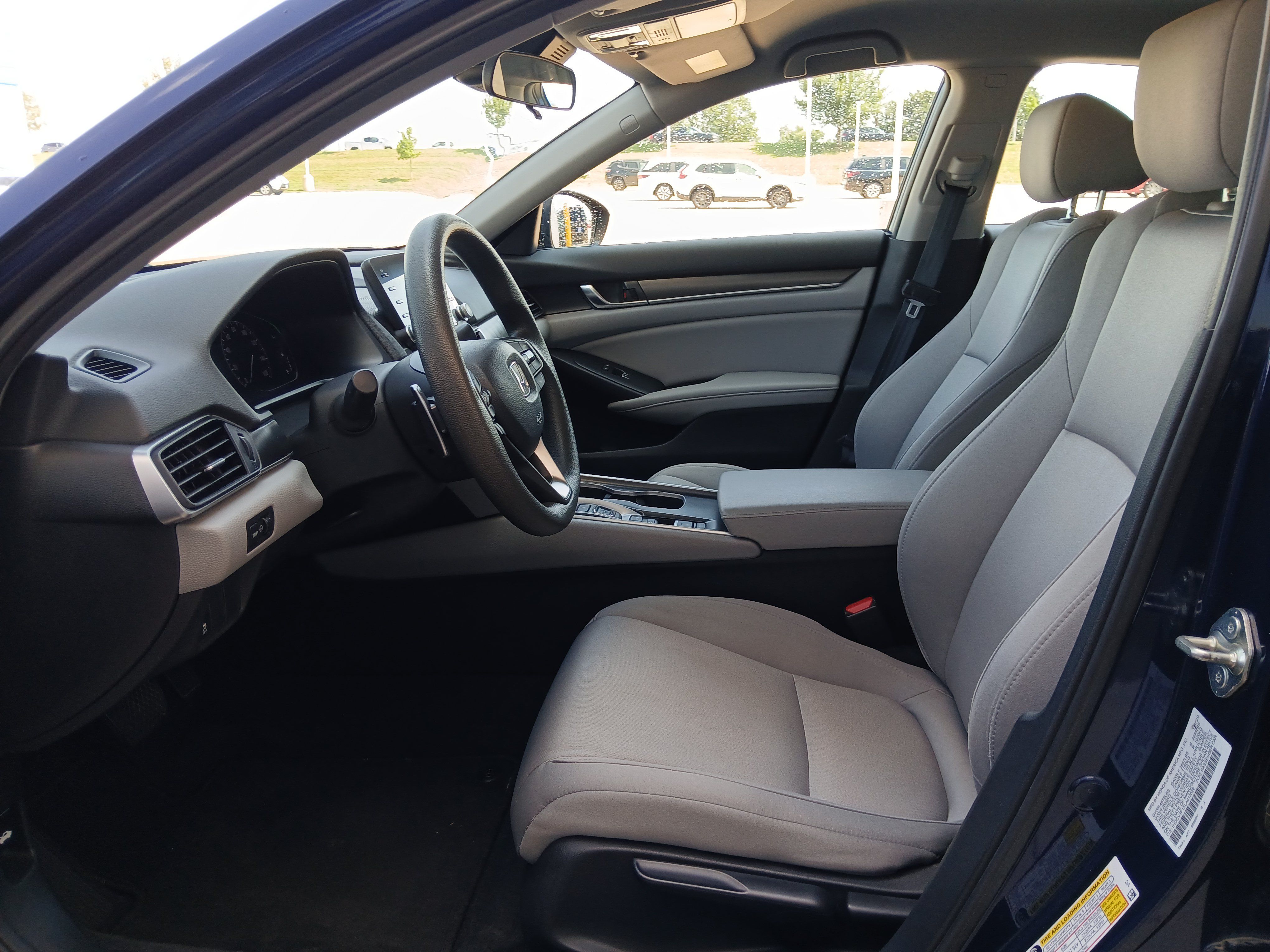 Used 2020 Honda Accord Hybrid image 8