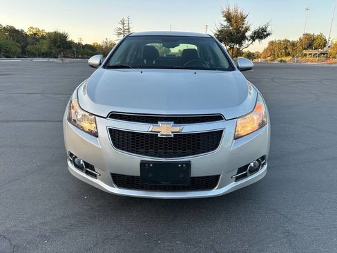Used 2014 Chevrolet Cruze LT w/ All-Star Edition image 2