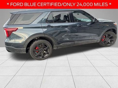 Certified 2022 Ford Explorer ST w/ ST Street Pack image 2