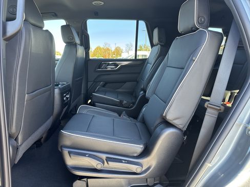 New 2026 GMC Yukon Elevation image 29