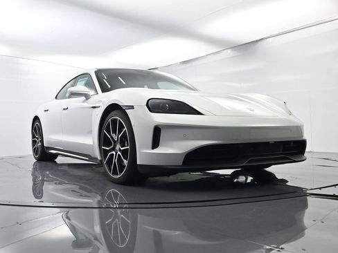 Certified 2025 Porsche Taycan AWD/4WD image 52