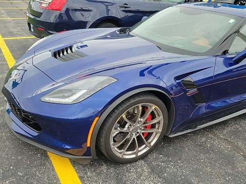 Used 2017 Chevrolet Corvette Grand Sport RWD image 2