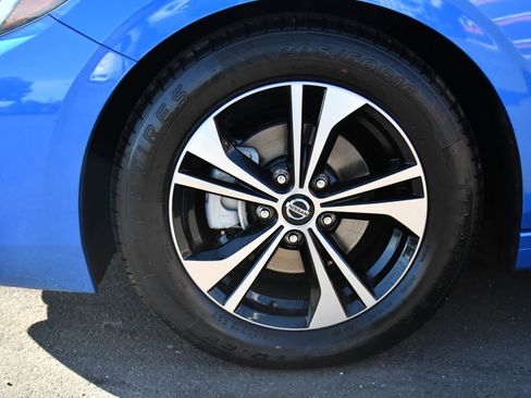 Used 2021 Nissan Sentra SV image 12