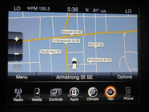 Used 2017 Jeep Grand Cherokee Limited AWD/4WD image 37