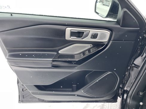 Certified 2021 Ford Explorer ST w/ Equipment Group 401A image 13