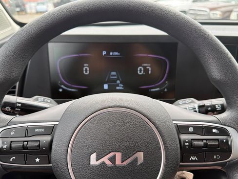 Certified 2023 Kia Sportage LX AWD/4WD image 25