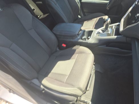 Used 2025 Subaru Outback Premium image 10