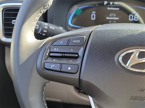 New 2026 Hyundai Venue SEL image 5