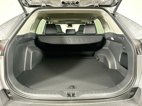 Used 2025 Toyota RAV4 XLE w/ Convenience Package image 27