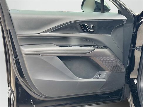 New 2026 Cadillac Lyriq Sport image 8