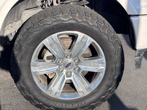 Used 2018 Ford F150 Platinum w/ Equipment Group 701A Luxury AWD/4WD image 6