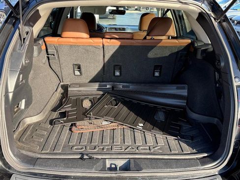 Used 2018 Subaru Outback 2.5i Touring image 5
