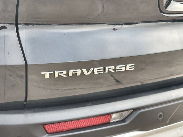 Certified 2026 Chevrolet Traverse LT w/ Driver Confidence Package FWD image 32
