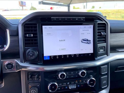 Used 2024 Ford F150 Lariat w/ Bed Utility Package AWD/4WD image 31