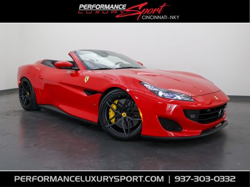 Used 2019 Ferrari Portofino RWD image 1