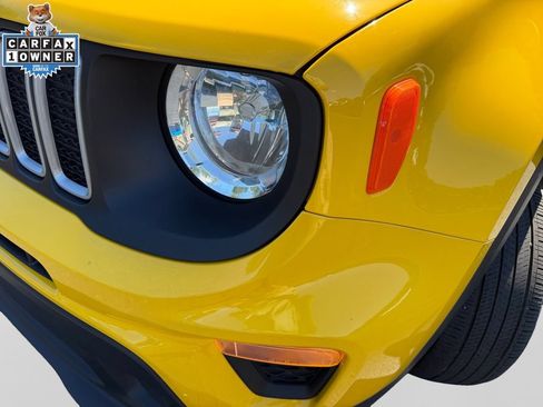 Used 2023 Jeep Renegade Latitude AWD/4WD image 22