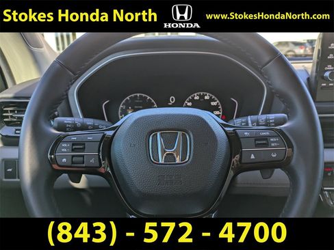 Certified 2025 Honda Pilot EX-L image 30