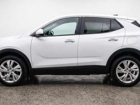 Used 2025 Buick Encore GX Preferred AWD/4WD image 5