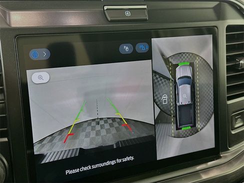 New 2026 Ford F250 Lariat w/ Black Appearance Package image 17