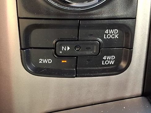 Used 2019 RAM 1500 Classic Warlock AWD/4WD image 25