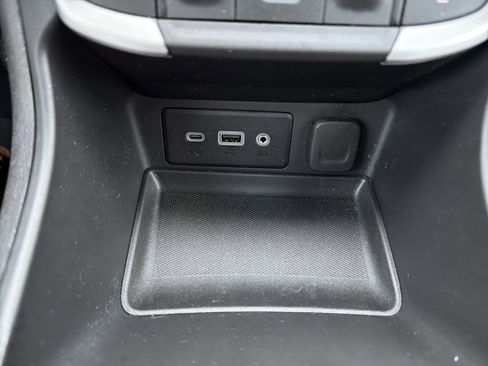 Used 2022 GMC Terrain SLE w/ Driver Convenience Package image 22