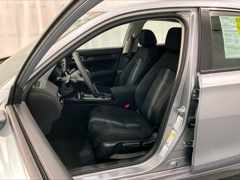 Used 2022 Honda Civic LX image 10