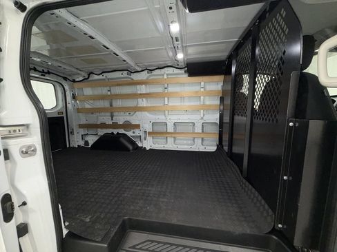 Used 2024 Ford Transit 250 Low Roof w/ Exterior Upgrade Package RWD image 21